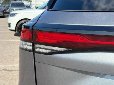 2026 Volkswagen Tiguan — photo 10 view