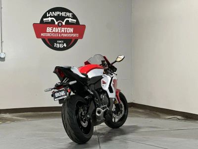 2026 Yamaha YZFR7TW - Photo 3