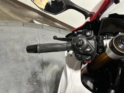 2026 Yamaha YZFR7TW - Photo 13