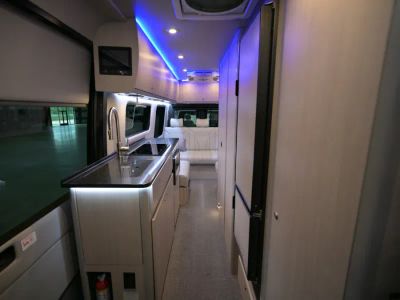 2025 Grech RV STRADA ION — engine compartment view