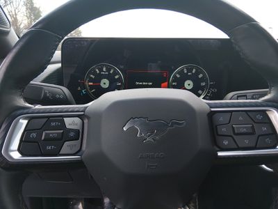 2024 Ford Mustang - Photo 13