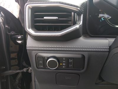 2024 Ford Mustang - Photo 12