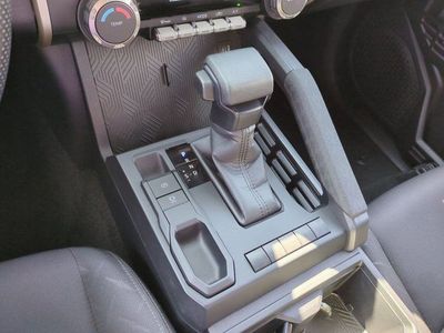 2024 Toyota Tacoma — photo 14 view