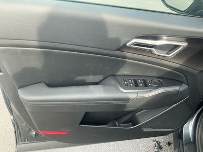 2026 Kia Sportage — photo 16 view