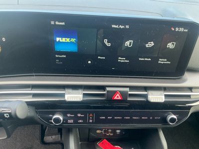 2026 Kia Sportage — photo 12 view