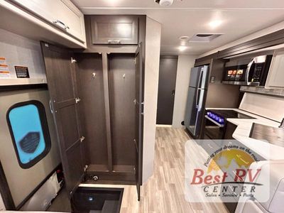 2026 Thor Motor Coach Omni Trail - Photo 36