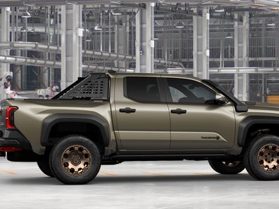 2026 Toyota Tacoma i-FORCE MAX - Photo 14