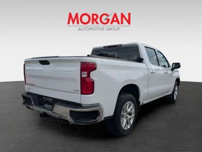 2021 Chevrolet Silverado 1500 — interior view