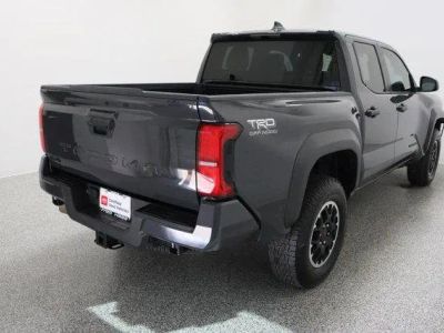 2025 Toyota Tacoma 4WD - Photo 7