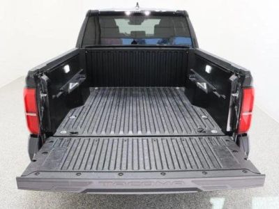 2025 Toyota Tacoma 4WD - Photo 32