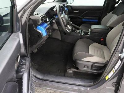 2025 Toyota Tacoma 4WD - Photo 14