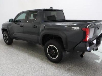 2025 Toyota Tacoma 4WD - Photo 9