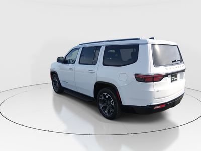 2024 Jeep Wagoneer - Photo 5