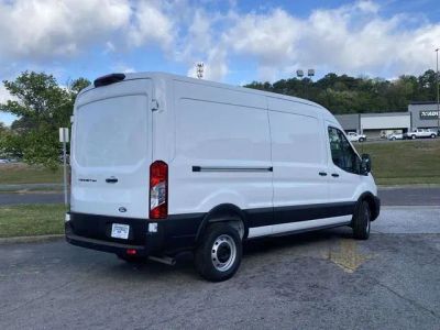 2026 Ford Transit-250 - Photo 3