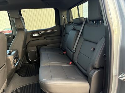 2026 Chevrolet Silverado 1500 — photo 18 view