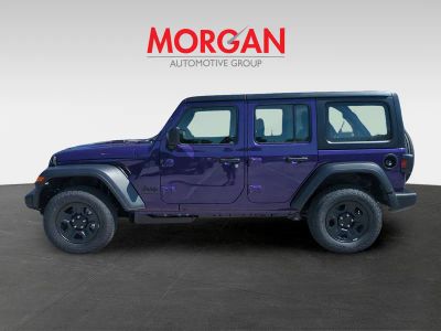 2026 Jeep Wrangler — photo 8 view