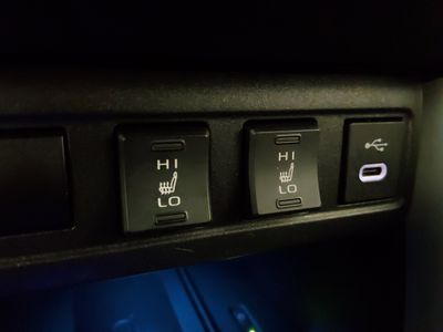 2023 Toyota Corolla Cross - Photo 19