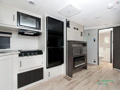 2026 Venture RV Campbound Platinum — photo 12 view