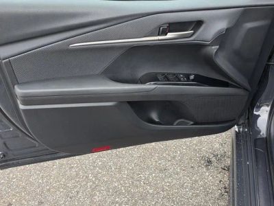 2025 Toyota Camry — photo 30 view