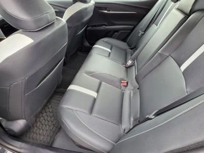 2025 Toyota Camry — photo 9 view