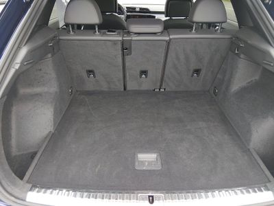 2024 Audi Q3 — photo 11 view