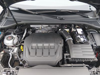 2024 Audi Q3 — photo 9 view