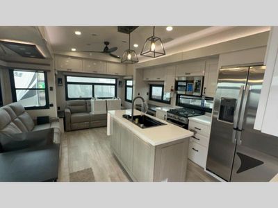 2026 Jayco Pinnacle - Photo 21