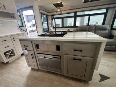 2026 Jayco Pinnacle - Photo 16
