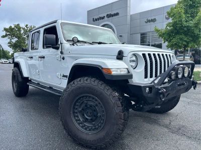 2023 Jeep Gladiator — side profile view