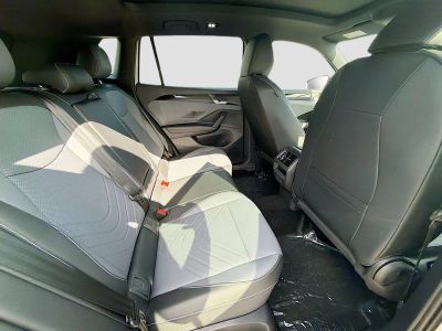 2026 Volkswagen Tiguan — photo 22 view