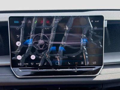 2026 Volkswagen Tiguan — photo 14 view