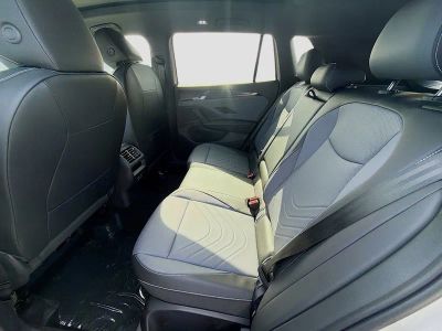 2026 Volkswagen Tiguan — photo 20 view