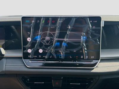2026 Volkswagen Tiguan — photo 12 view