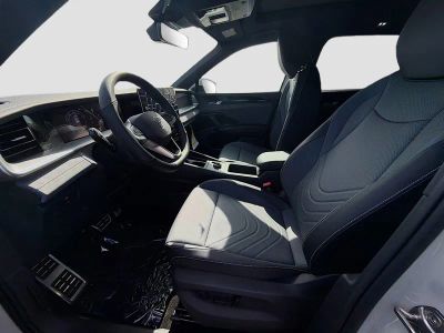 2026 Volkswagen Tiguan — photo 16 view