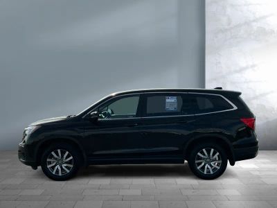 2022 Honda Pilot — rear three-quarter view