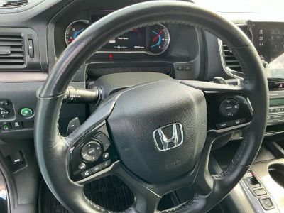 2022 Honda Pilot — photo 13 view