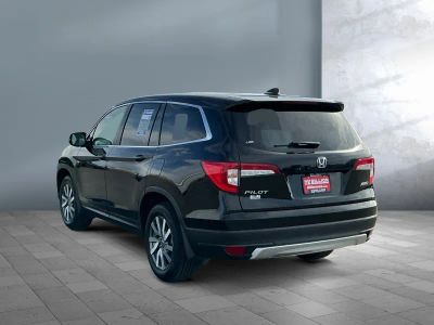 2022 Honda Pilot — interior view