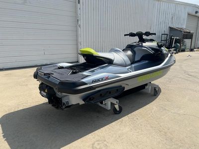 2025 Sea-Doo RXT-X 325 Ice Metal / Manta Green - Photo 5