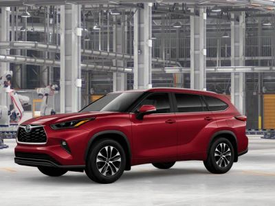 2026 Toyota Highlander — side profile view