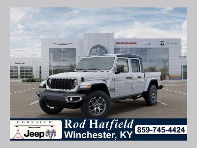 2026 Jeep Gladiator GLADIATOR SPORT S 4X4 in Bright White Clear-Coat Exterior Paint — front three-quarter view