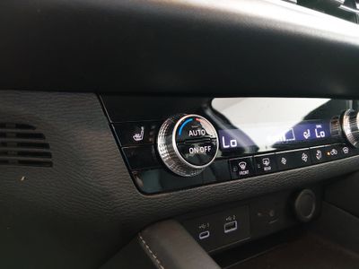 2024 Mitsubishi Outlander - Photo 18