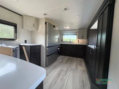 2026 Keystone RV Alpine — photo 7 view