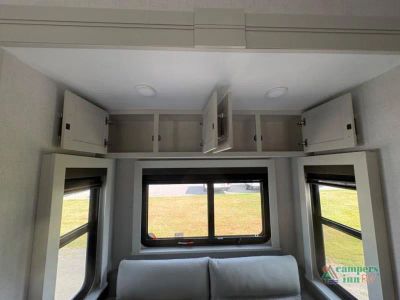 2026 Keystone RV Alpine — photo 9 view