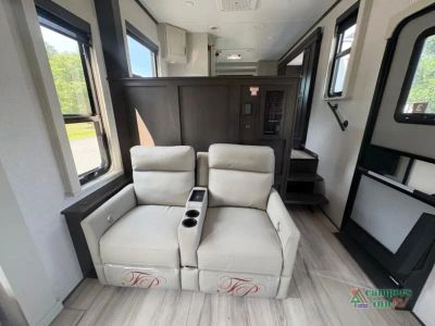 2026 Keystone RV Alpine — photo 11 view