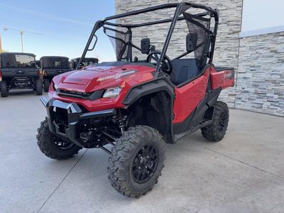 2025 Honda Pioneer 1000 Deluxe - Photo 2