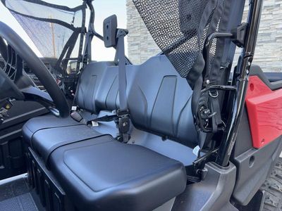 2025 Honda Pioneer 1000 Deluxe - Photo 9
