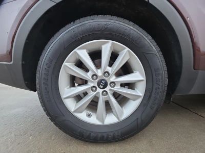 2020 Kia Sorento - Photo 16