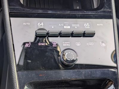 2024 Porsche Cayenne — photo 24 view