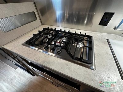 2026 Airstream Caravel - Photo 21