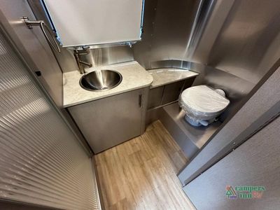 2026 Airstream Caravel - Photo 35